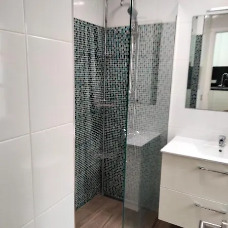 Deluxe Windsor Park Apartmán *